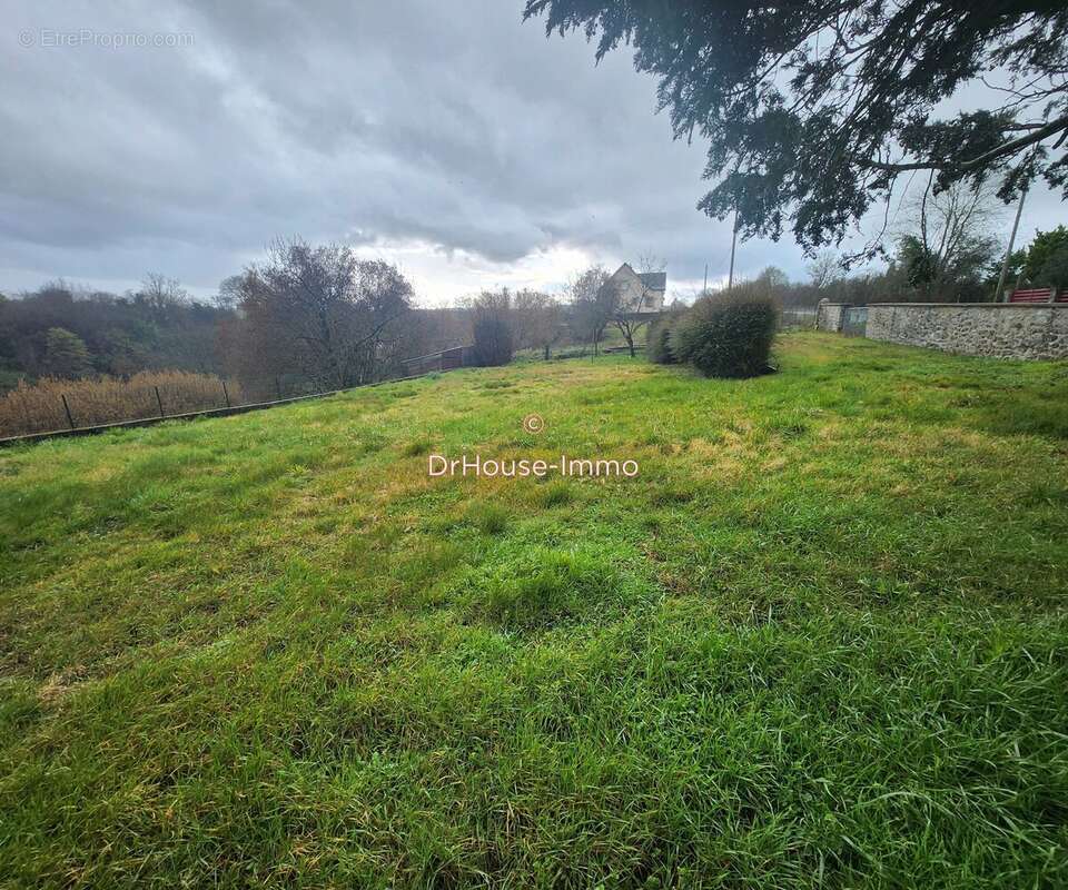 Maison 73 m² à Saint-Aubin-De-Locquenay  - photo 34