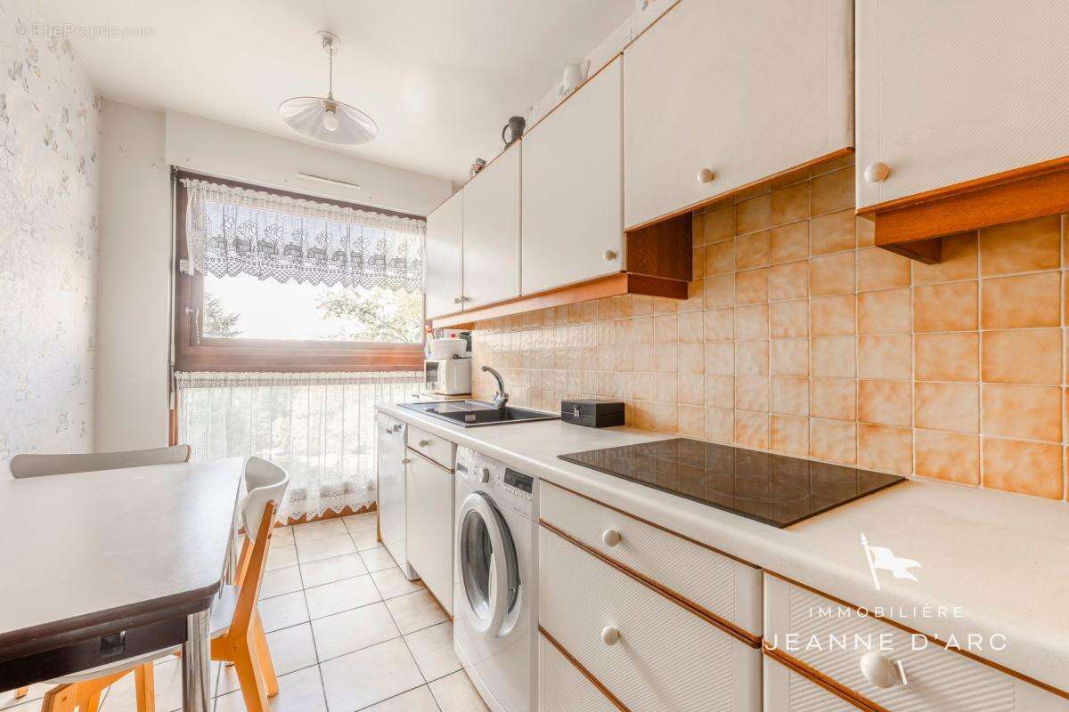 Appartement à LE CHESNAY