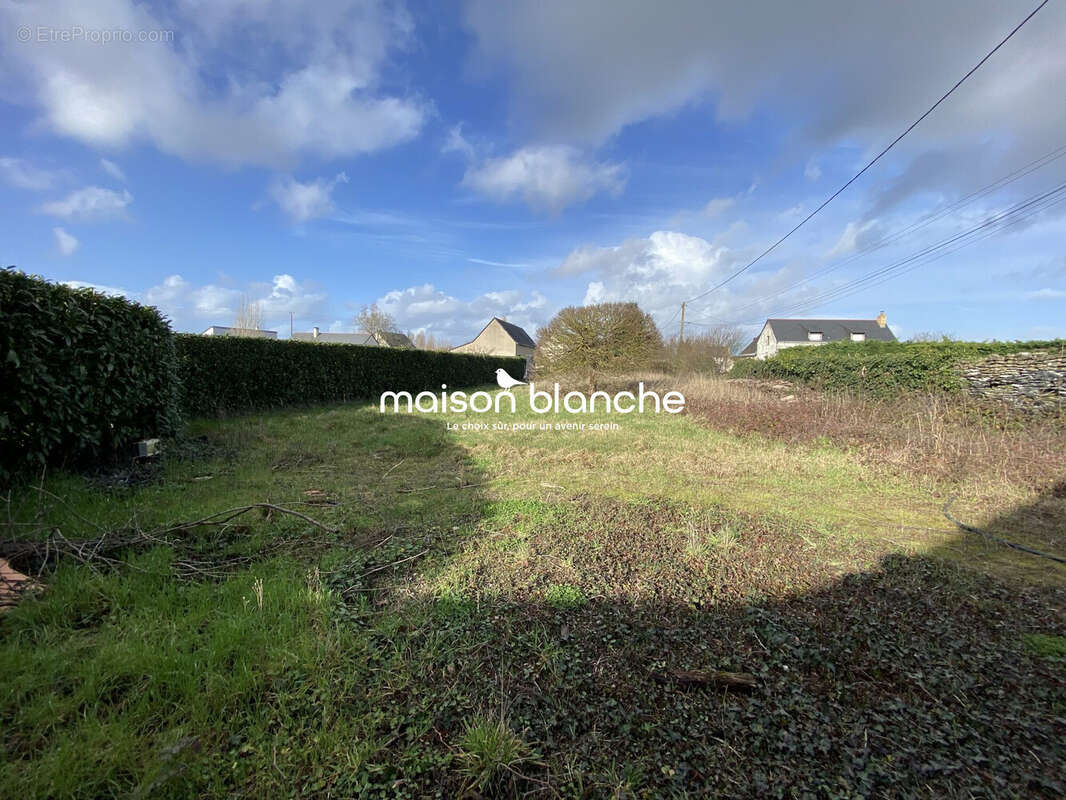 Maison à MAZE