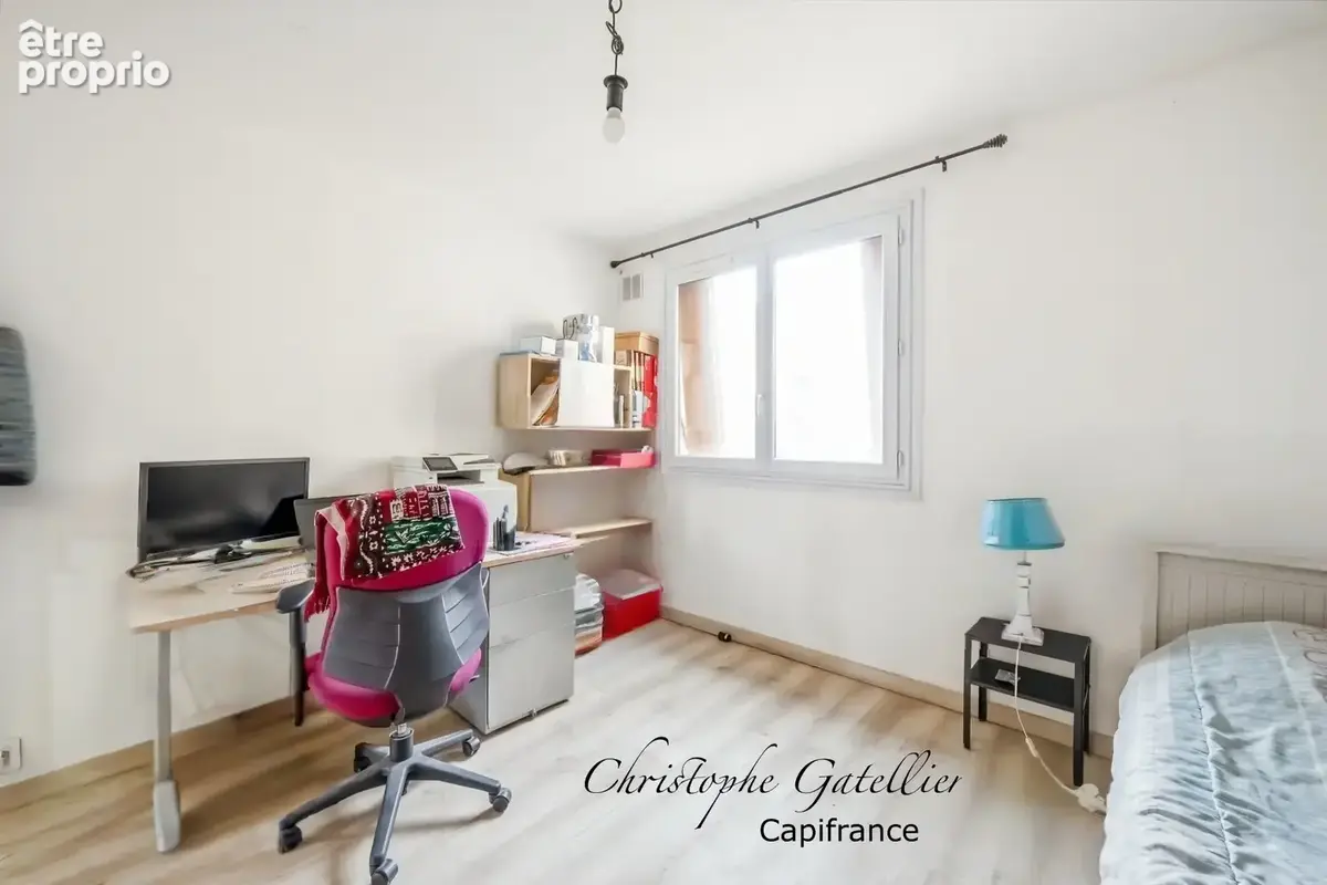 Appartement 2 chambres - Cave - parking - gare à pied - photo 5