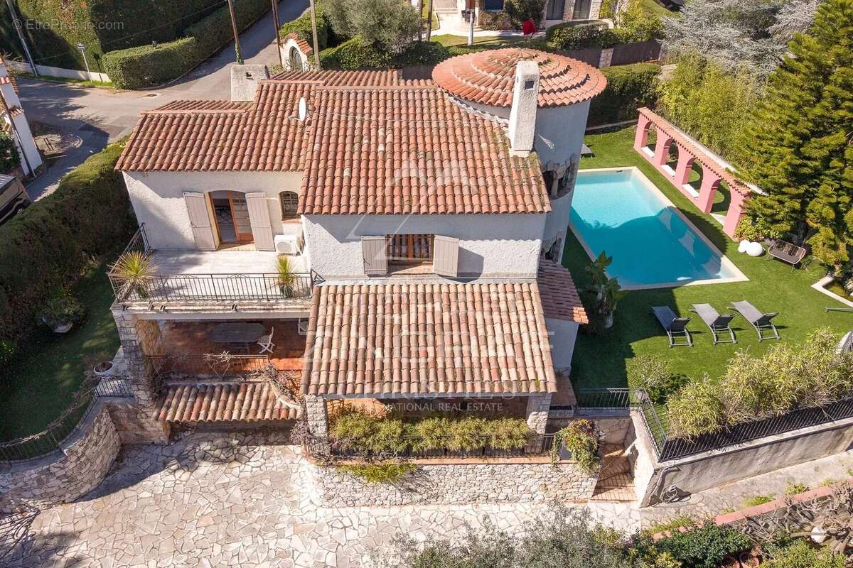 Maison à ANTIBES