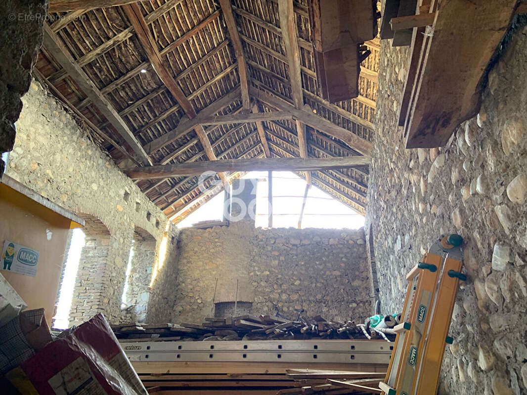 Maison à CHAPAREILLAN