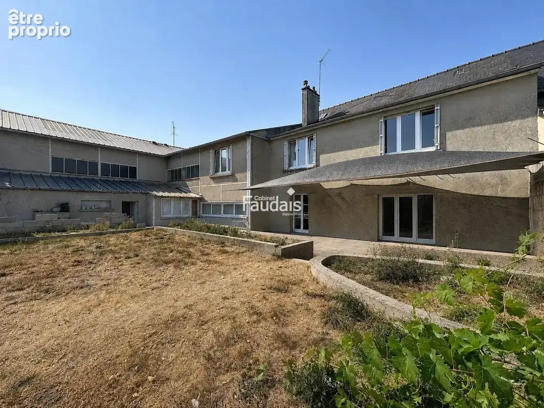 Maison à SAINT-MARTIN-DES-BESACES