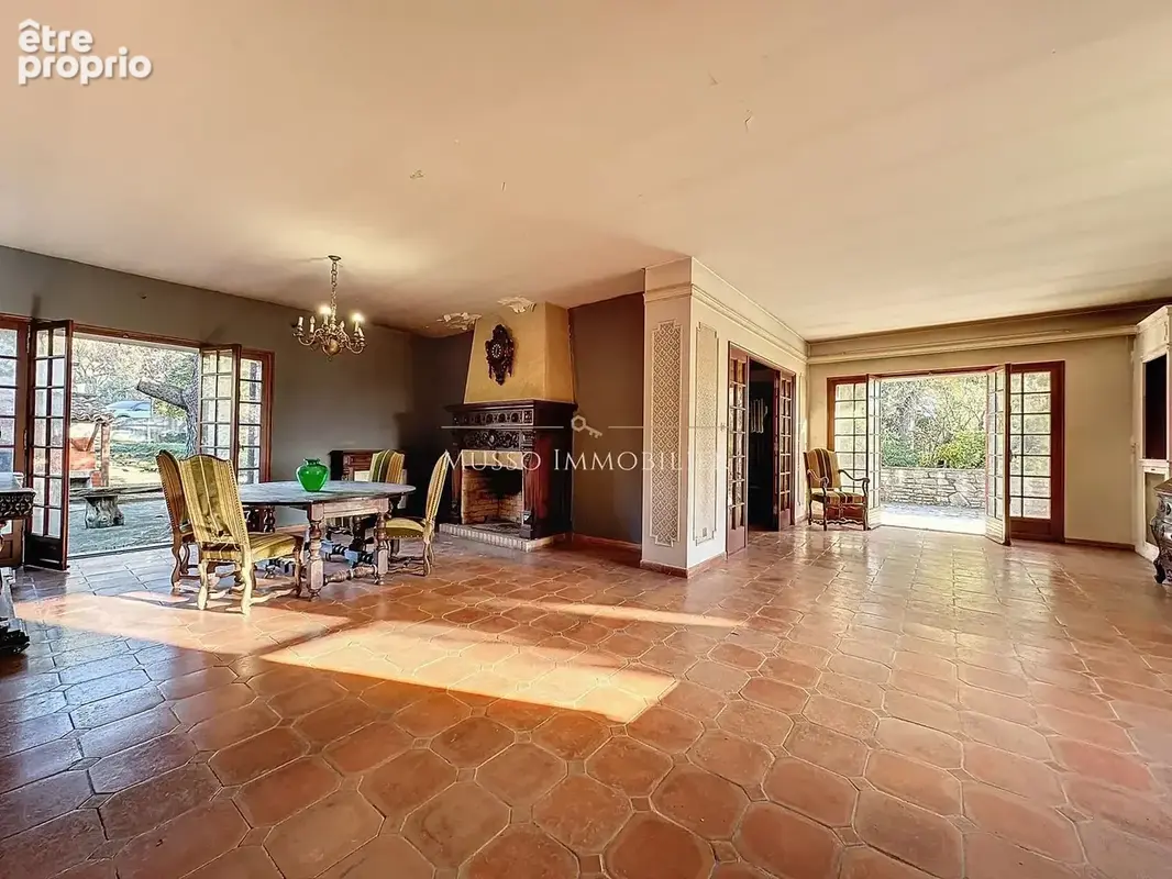 Maison 7 pièces 440 m² à vendre à Allauch (13190) - photo 7