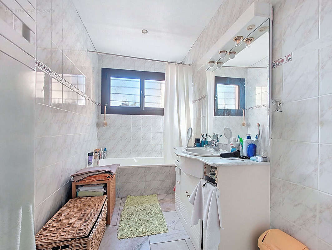 Maison à LE TAILLAN-MEDOC