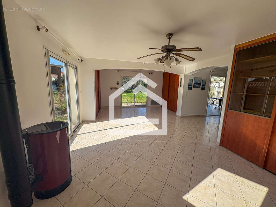 Maison à SAINT-MICHEL-CHEF-CHEF