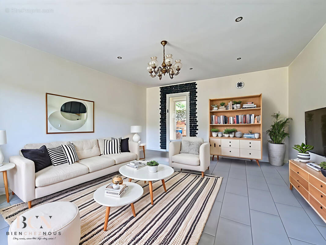 Appartement à MAFFLIERS