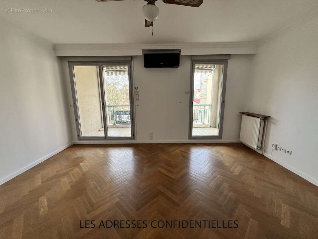 Appartement à TASSIN-LA-DEMI-LUNE