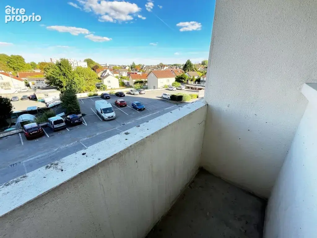 Lumineux Appartement F2 rénové de 52 m2 dans une residence sécurisé à 5 mn à pied du centre ville de SENS - photo 5