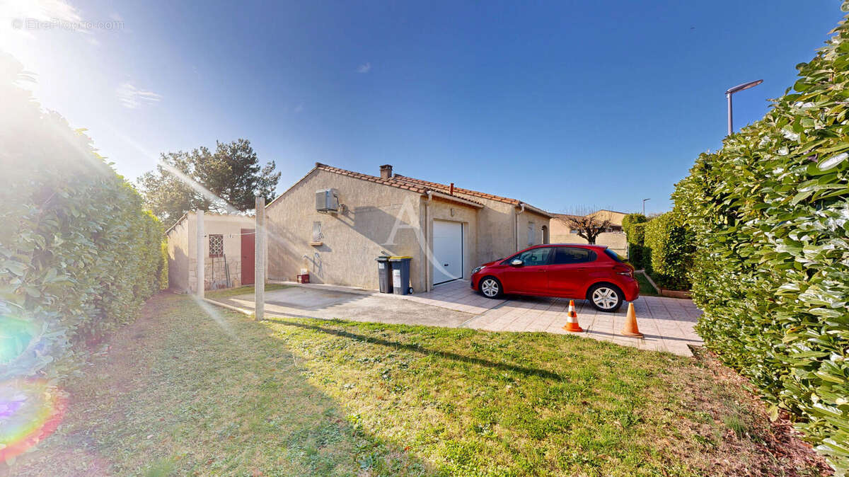 Maison à PENNAUTIER