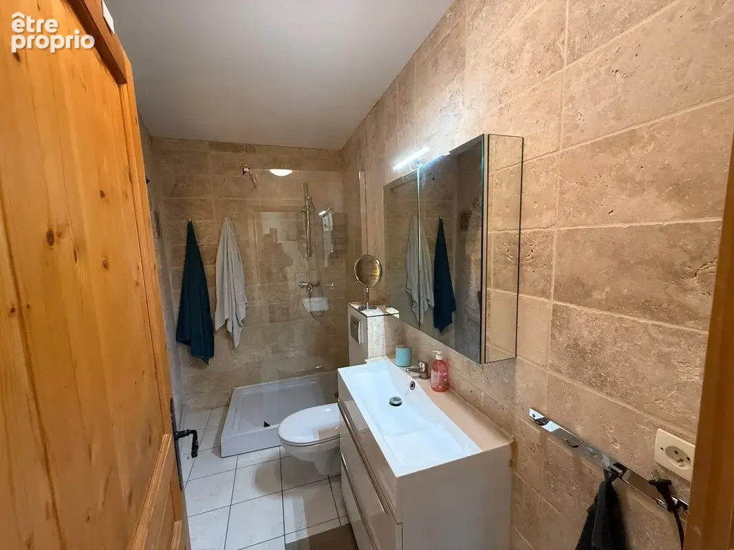 NEZIGNAN L'EVEQUE -  Belle maison de caractère, 3 chambres, terrasse et garage - photo 7