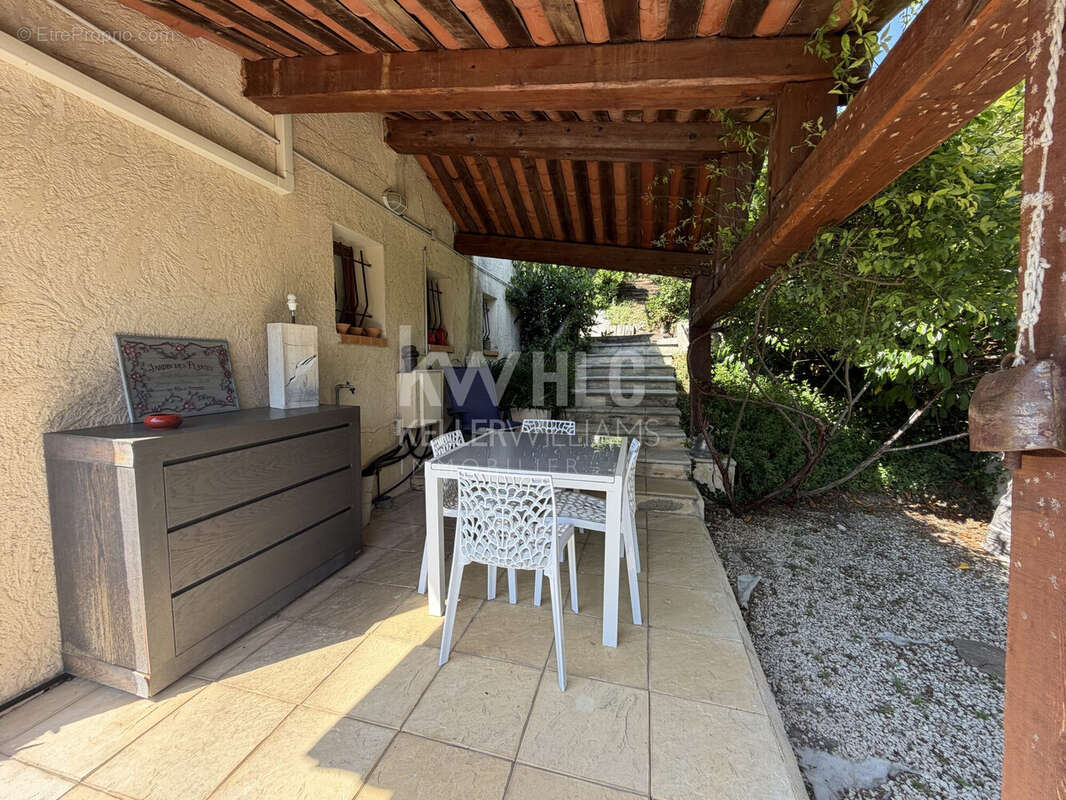 Maison 114 m² à La Roquette-Sur-Siagne  - photo 9