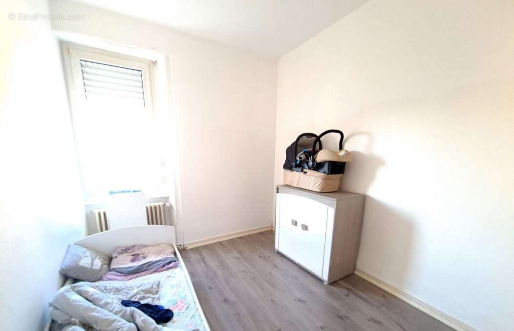 Appartement à LAMBALLE