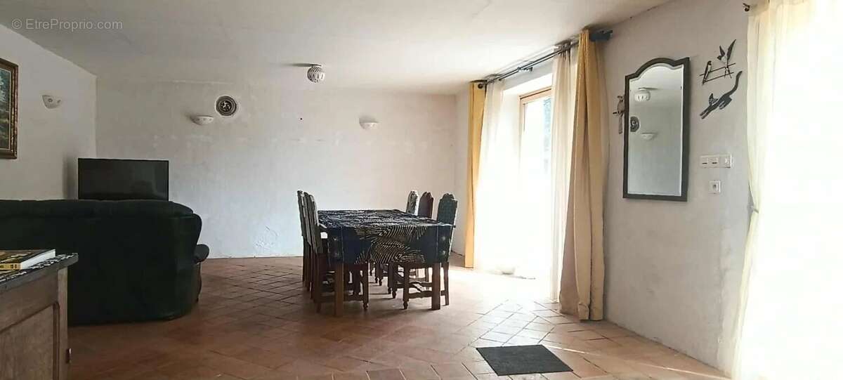 Maison en pierre 3 chambres hangar - photo 19