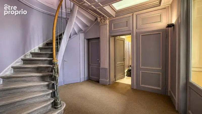 Vieux Lille - Hôtel particulier de 436 m² avec cour  intérieure à usage professionnel / Hôtel particulier / Co-living - photo 8
