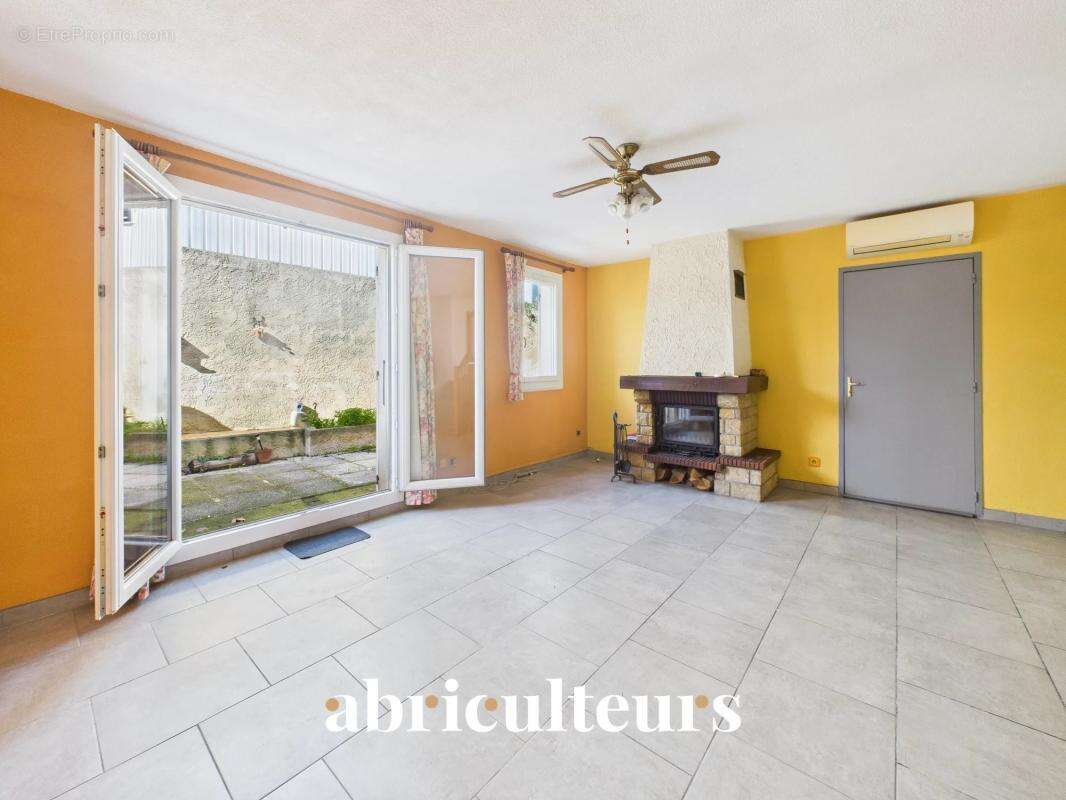 Maison à MARSEILLE-10E