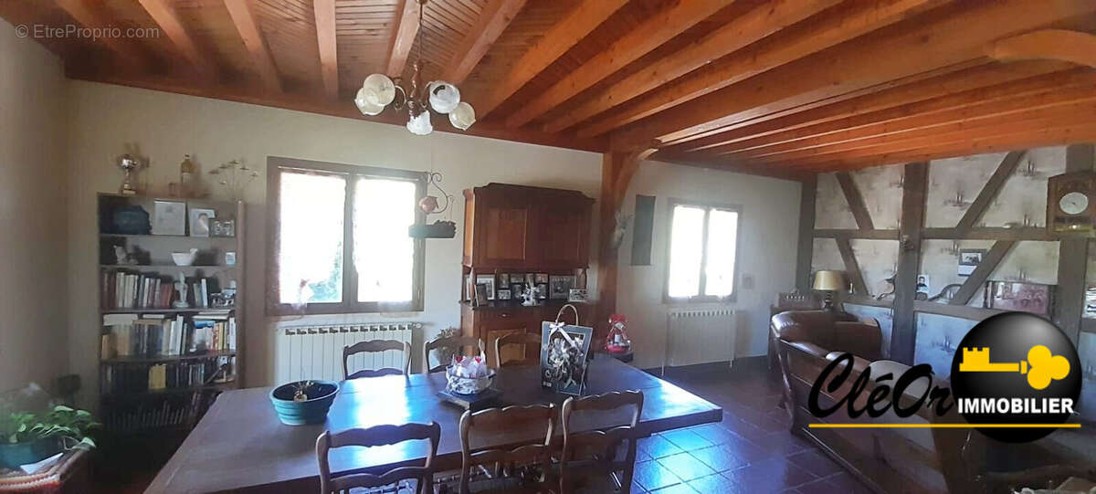 Maison à SAINT-GERMAIN-DU-PLAIN