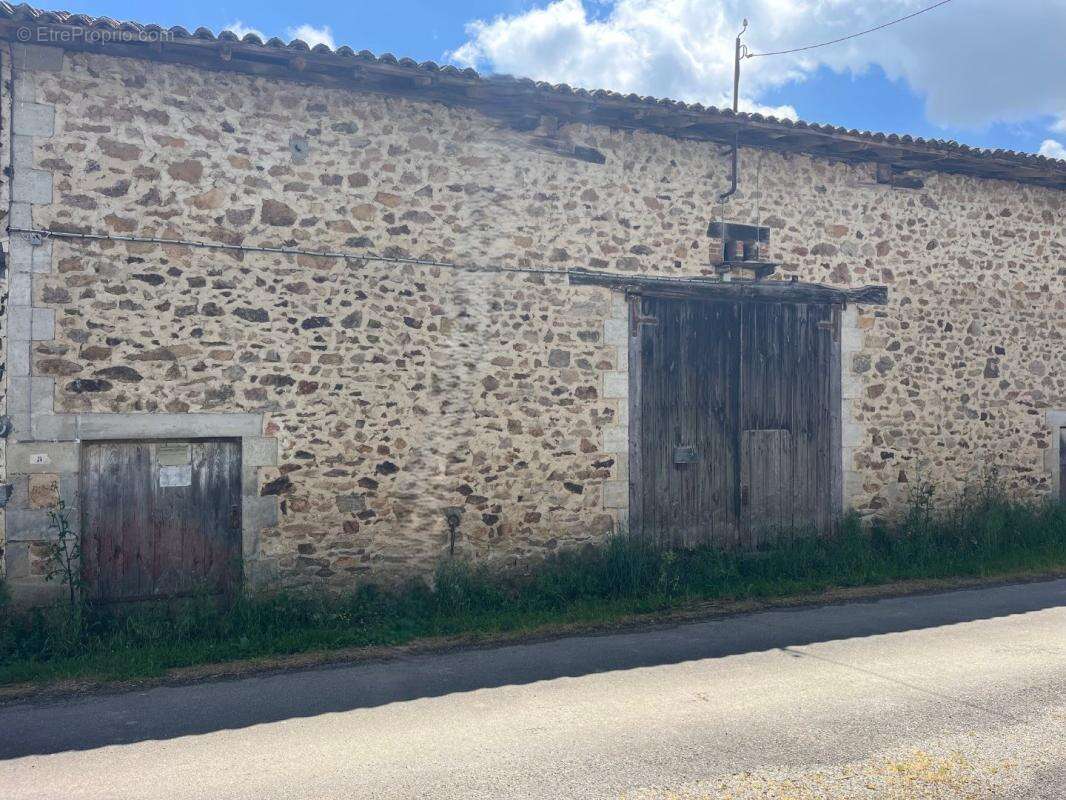 Maison à VAYRES