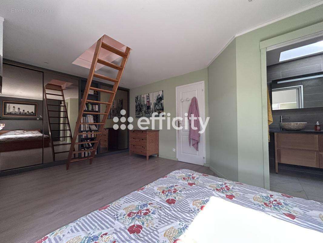 Maison à VILLENEUVE-D&#039;ASCQ