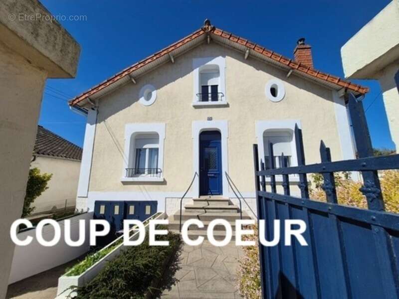 Maison à GOND-PONTOUVRE