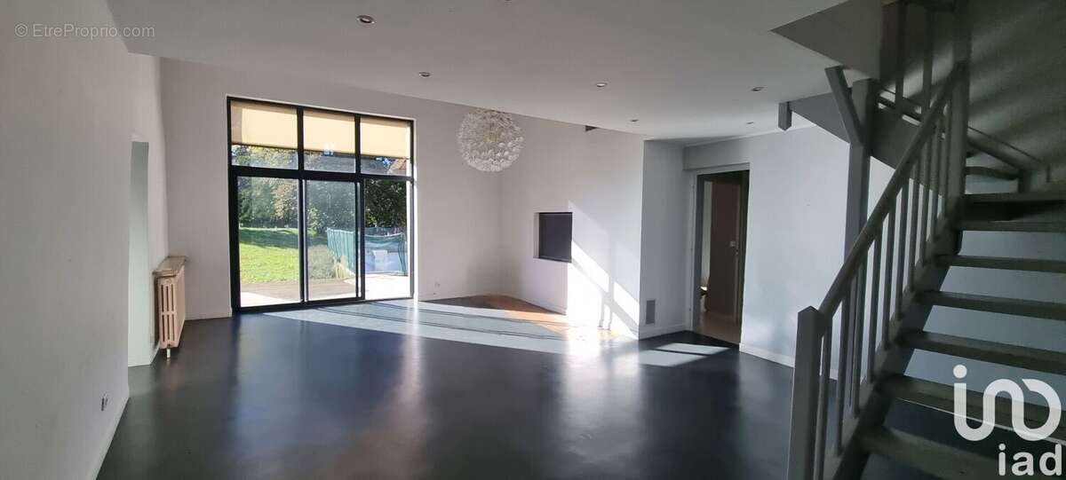 Photo 6 - Maison à CHARNAY-LES-MACON