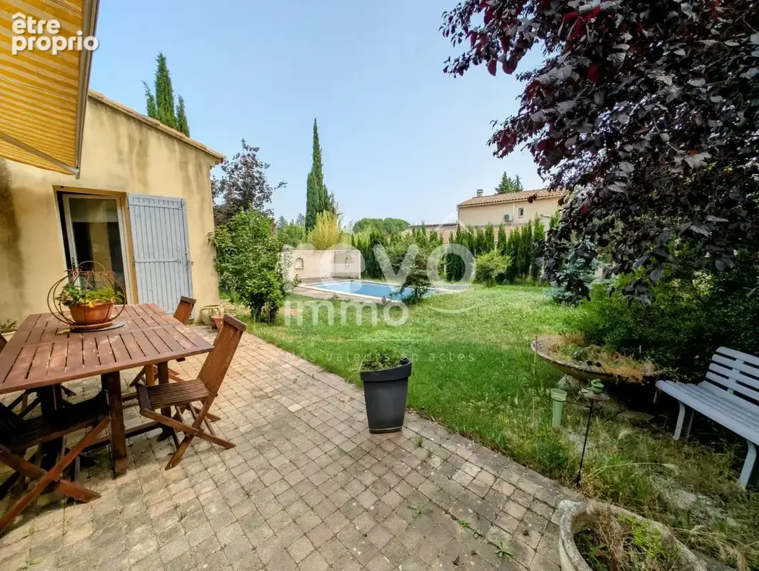 Vivre de plain-pied, au calme, avec piscine et jardin arboré ! - photo 11