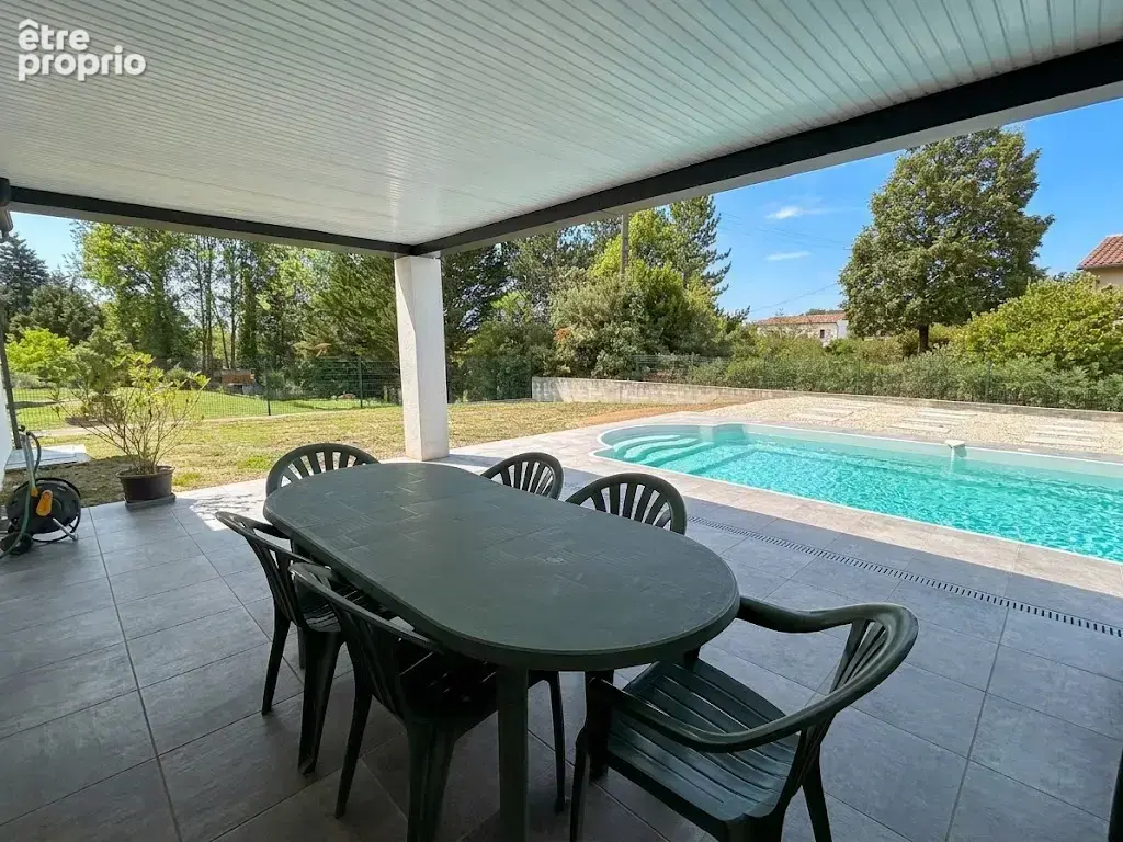 Belle villa 5 pièces avec garage et piscine - photo 2