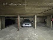 Parking à PARIS-20E