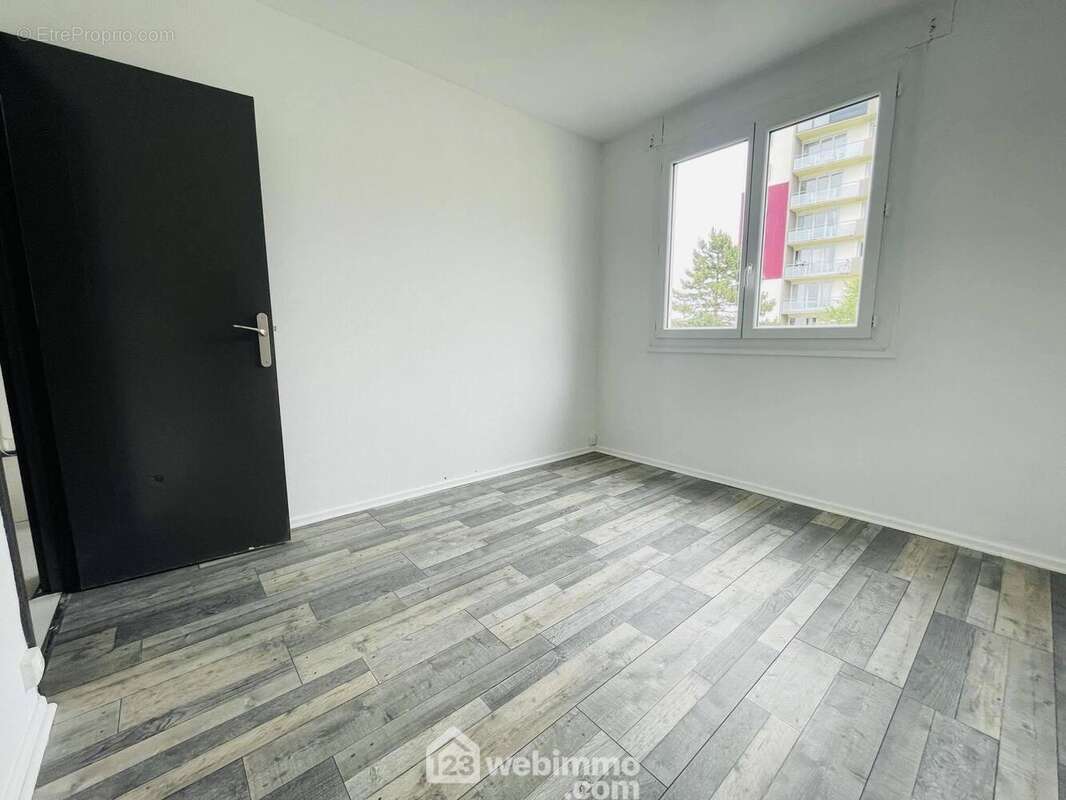 Les sols sont en parquet - Appartement à LAON