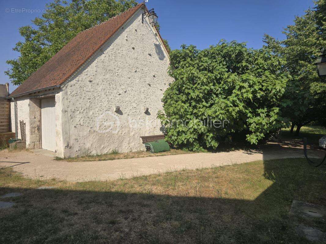 Maison familiale rénovée - Gîte possible et dépendance - photo 2