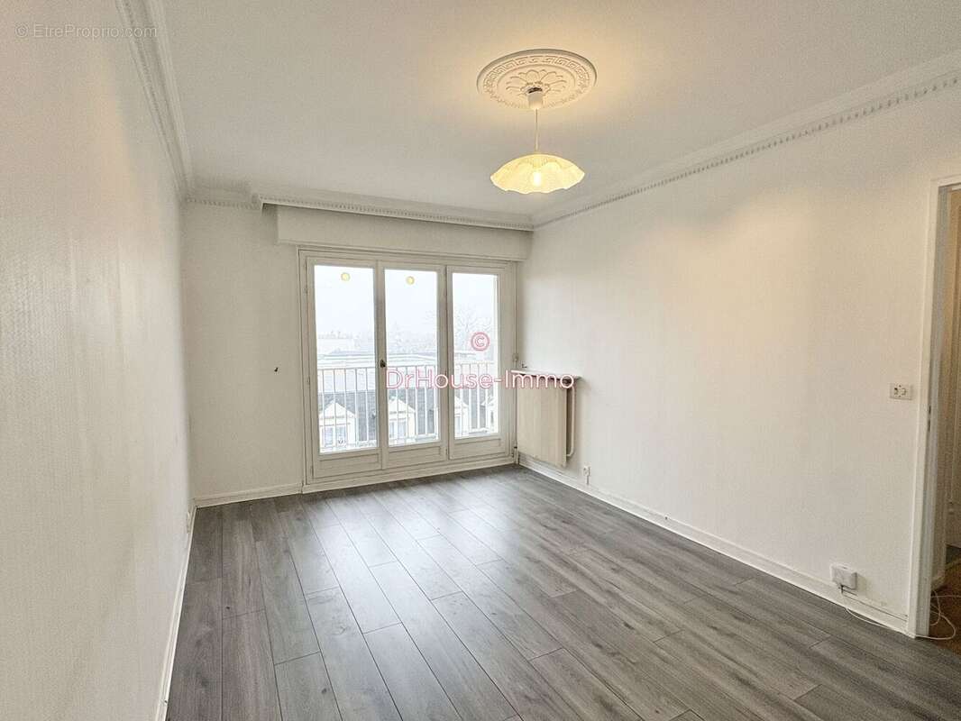 Appartement à MANTES-LA-JOLIE