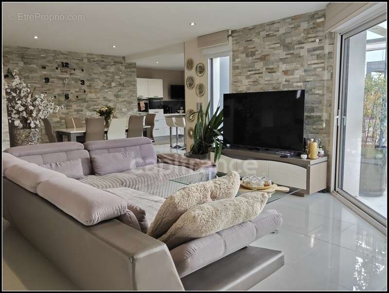 Maison à LA BOUILLE