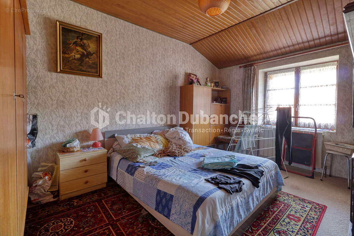 Châtel Montagne, Maison de 146.35 m² - photo 8
