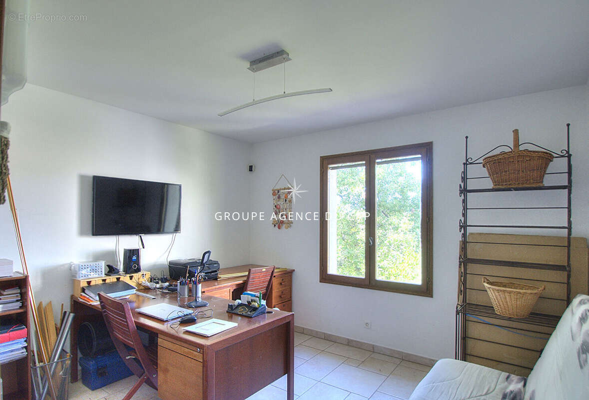 Maison à PUGET-SUR-ARGENS