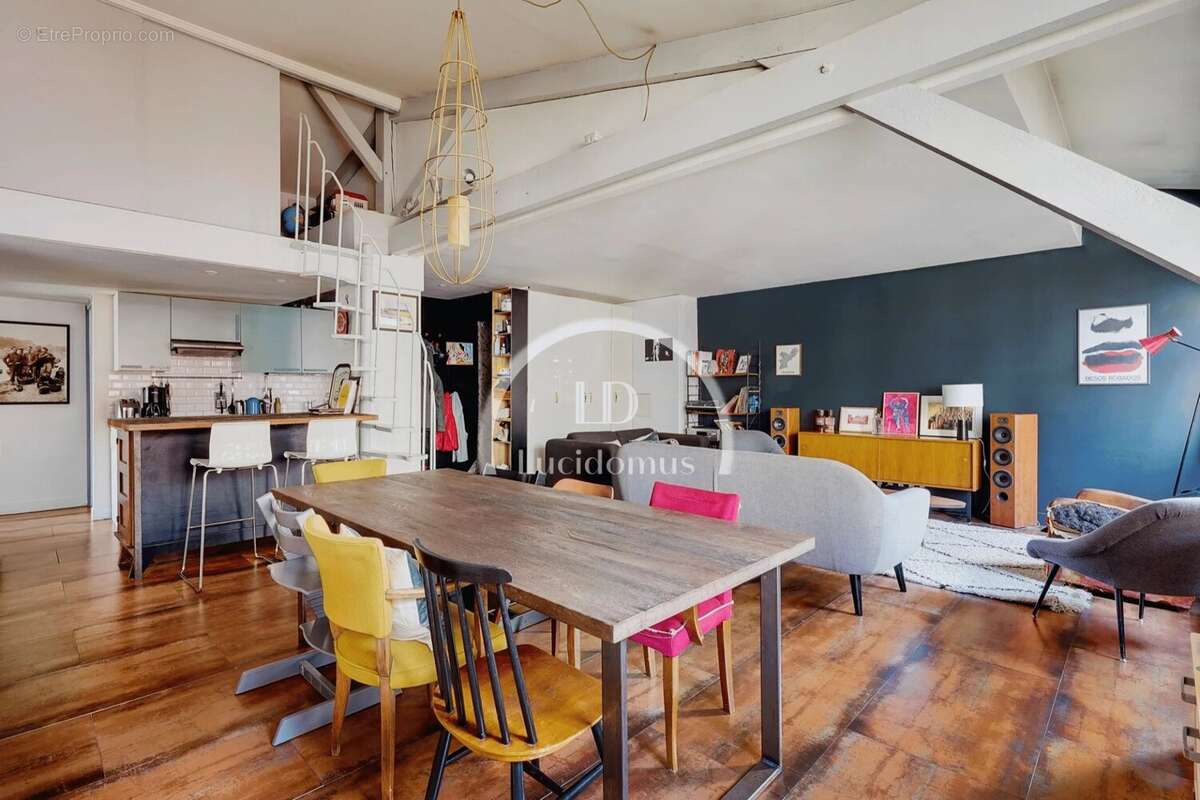 Appartement à PARIS-18E