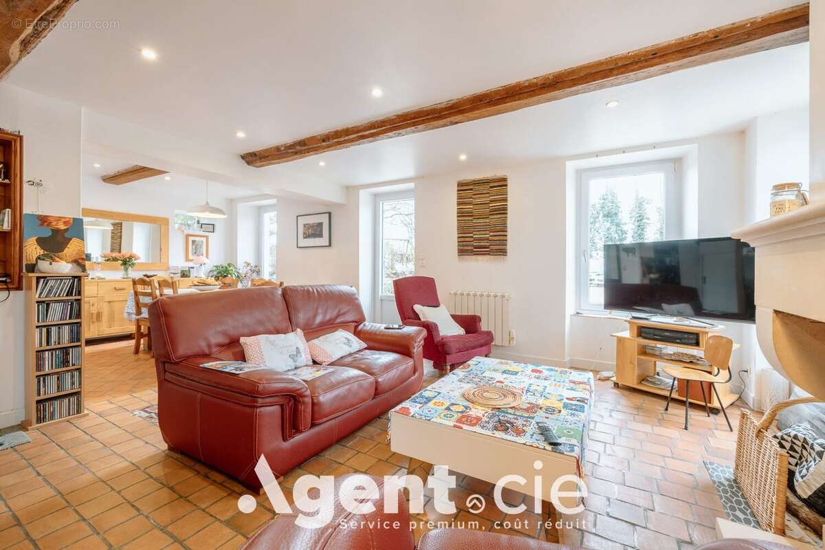 Maison à FONTENAY-LE-PESNEL