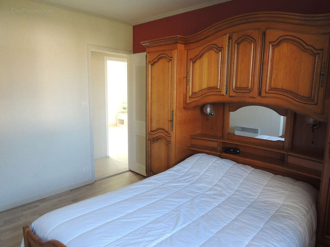 Maison à SAINT-MARTIN-DES-NOYERS