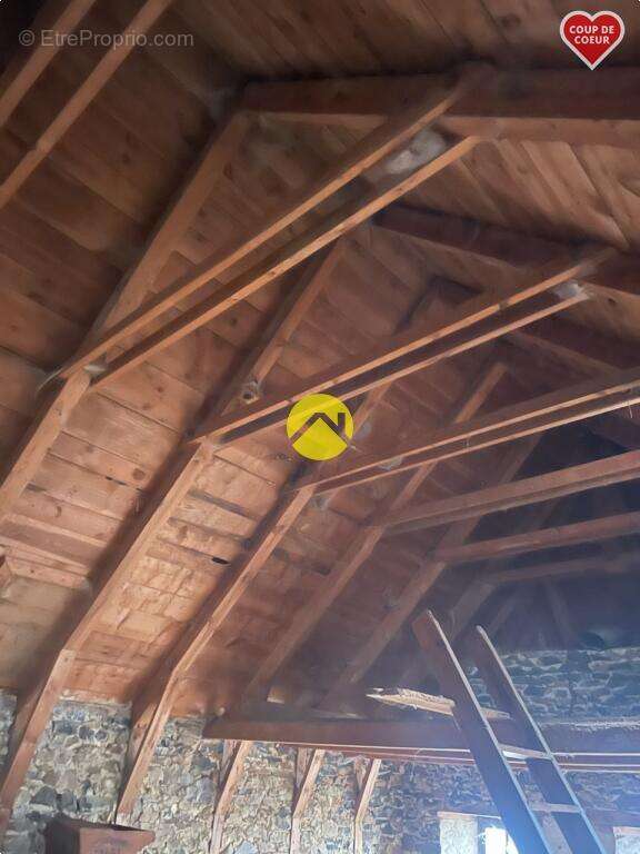 Maison à SAINT-FLOUR