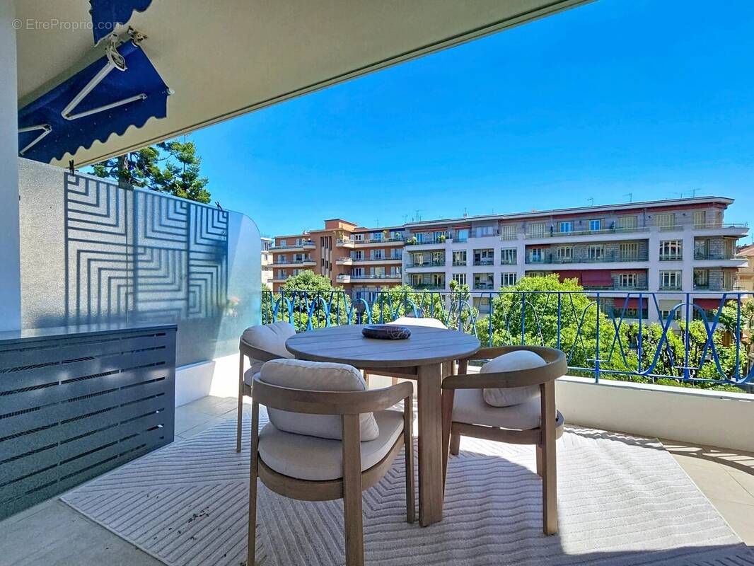 Appartement à NICE