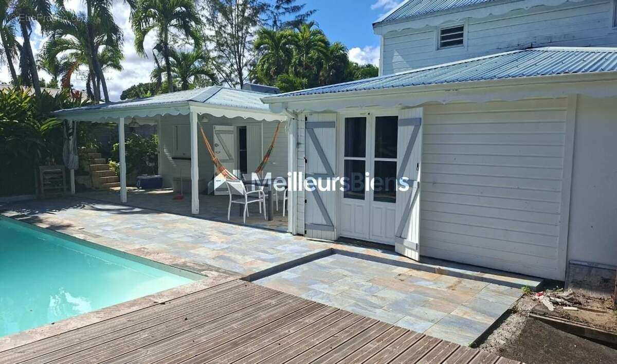 Maison à PETIT-BOURG