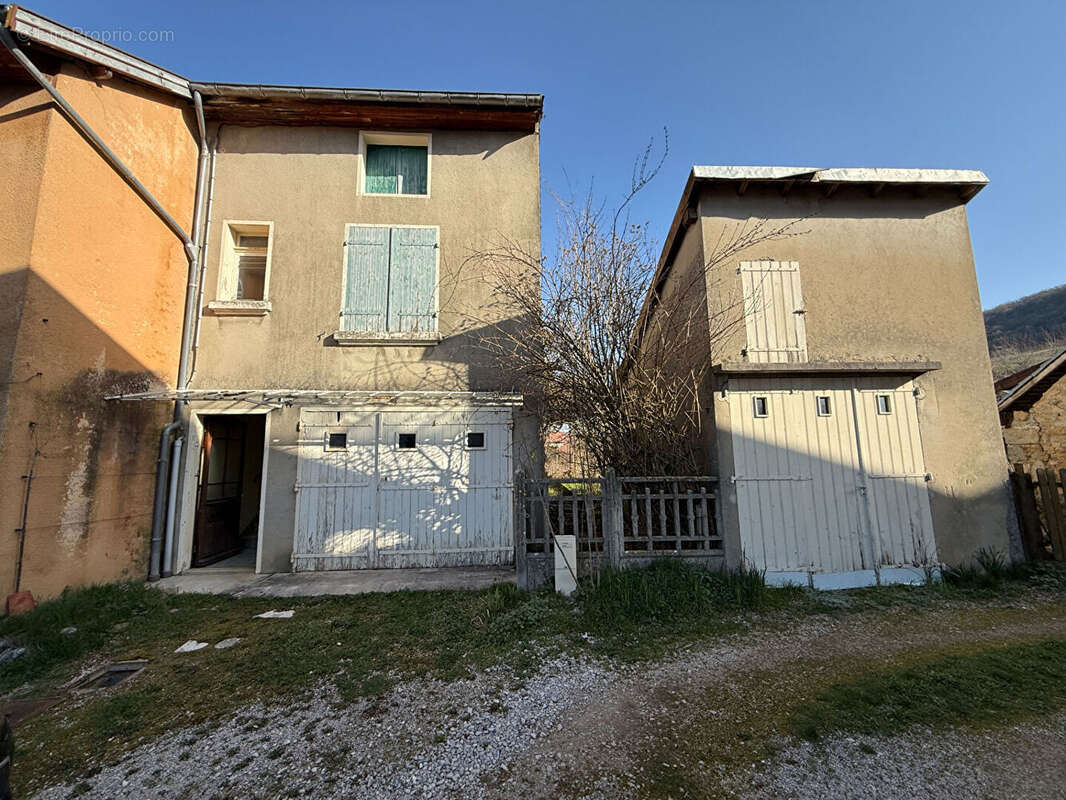 Maison à LONS-LE-SAUNIER