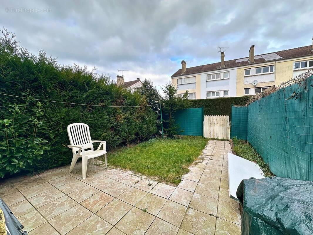 Maison à VILLEPREUX