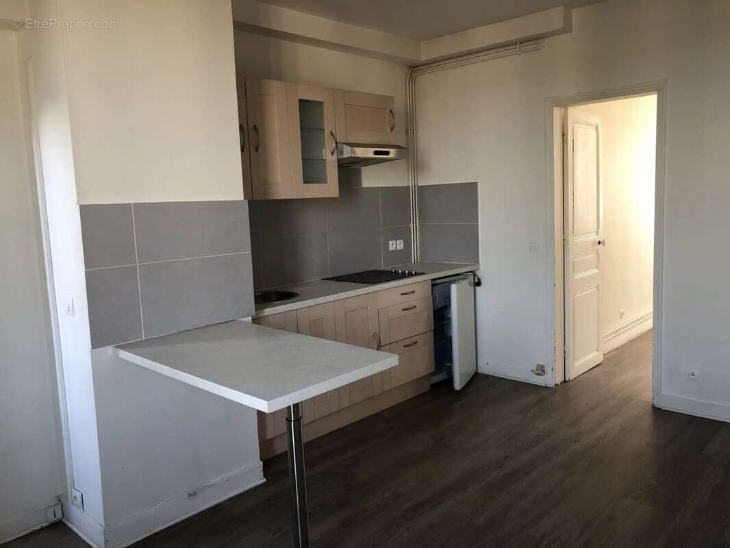 Appartement à SARTROUVILLE