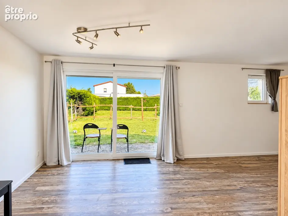 Maison 7 pièces / 180 m² / 268 900 EUR / QUINTENAS - photo 2