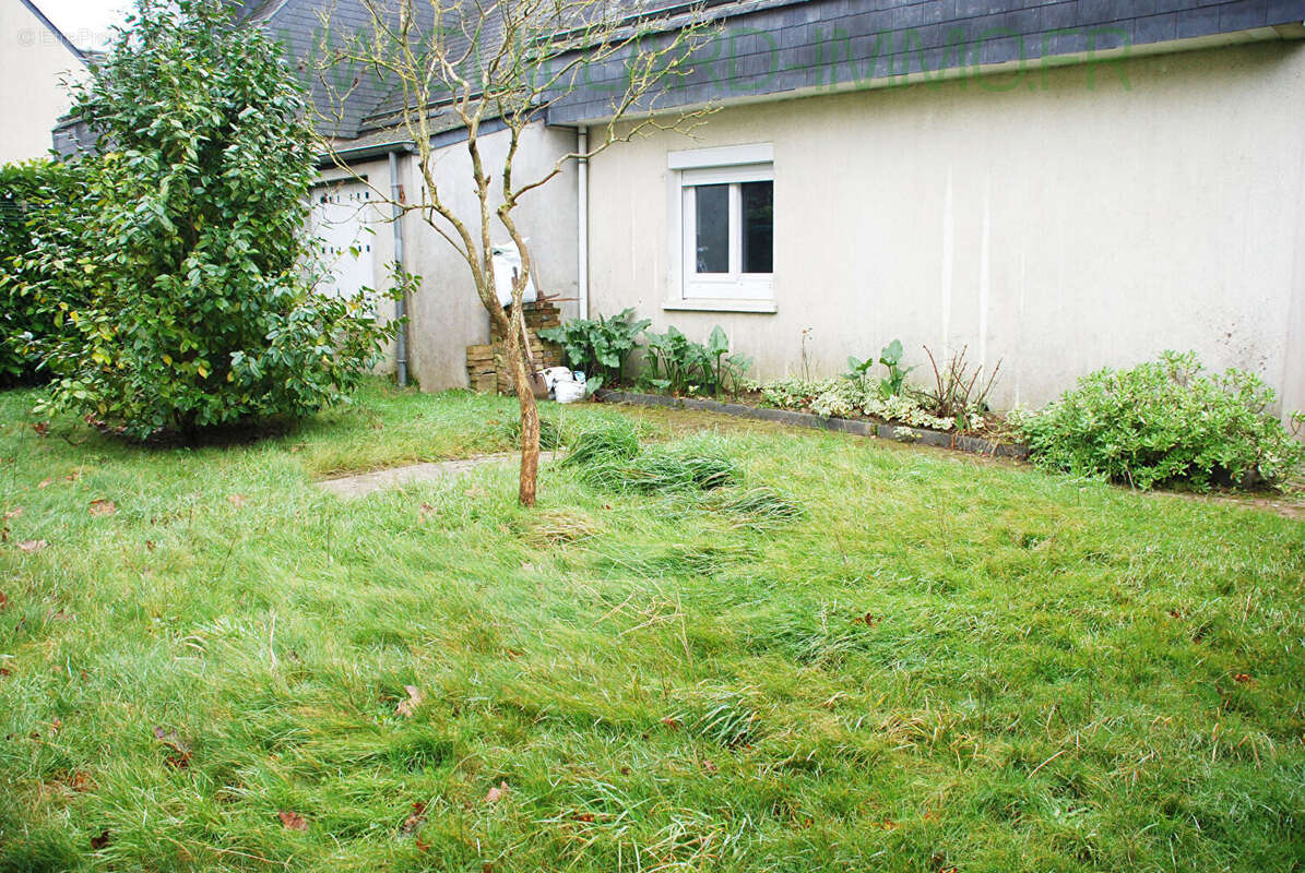 Maison à JANZE