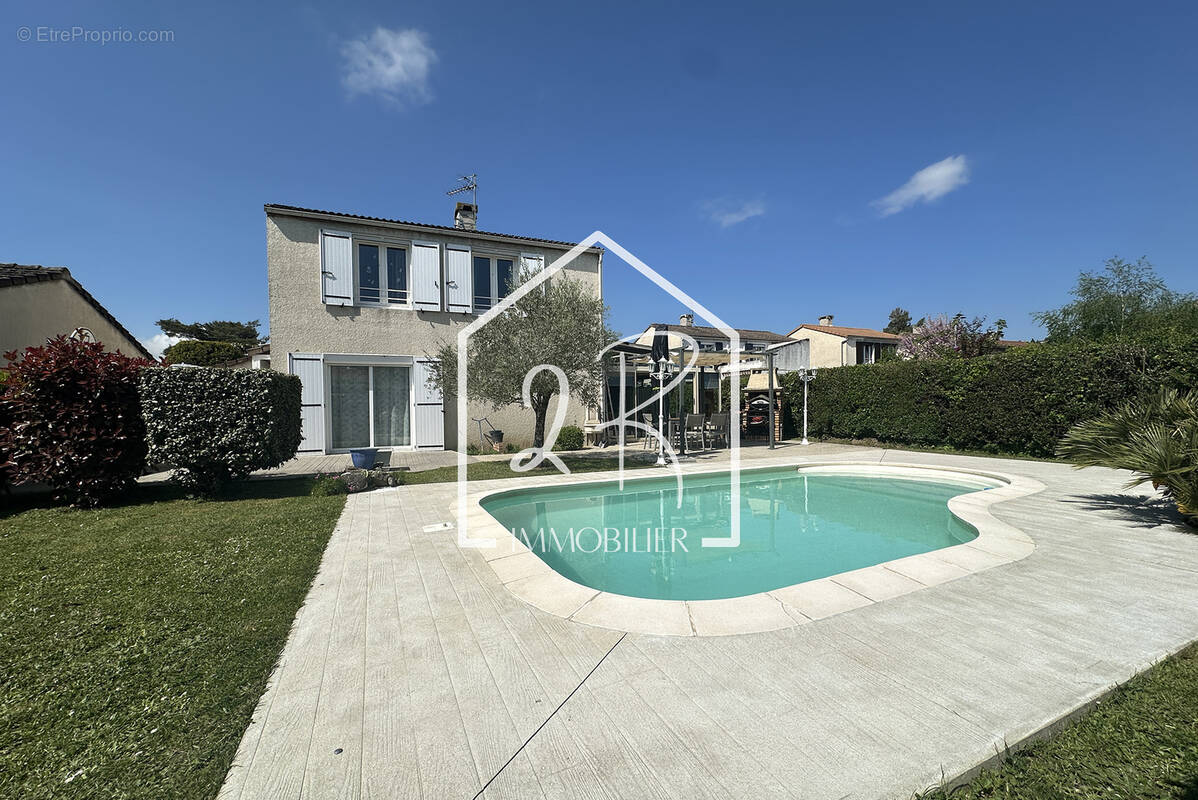 Maison à COMMUNAY