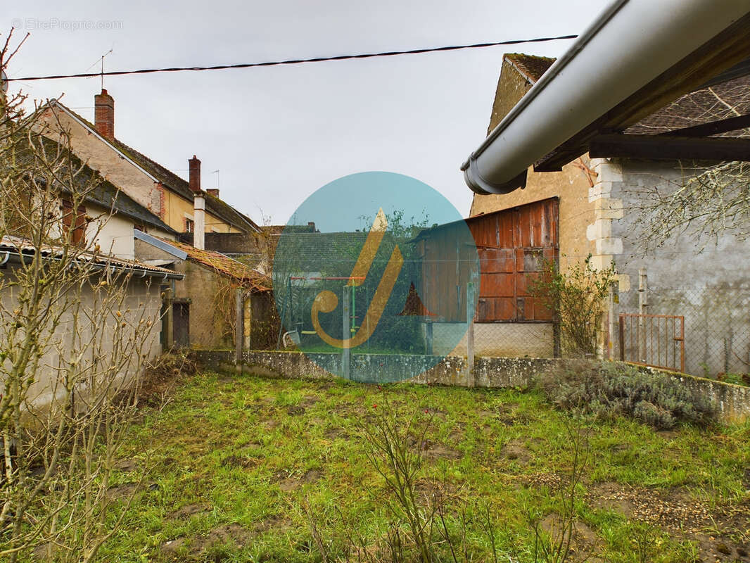 Maison de village polyvalente à Arquian : résidence principale, secondaire ou investissement locatif - photo 25
