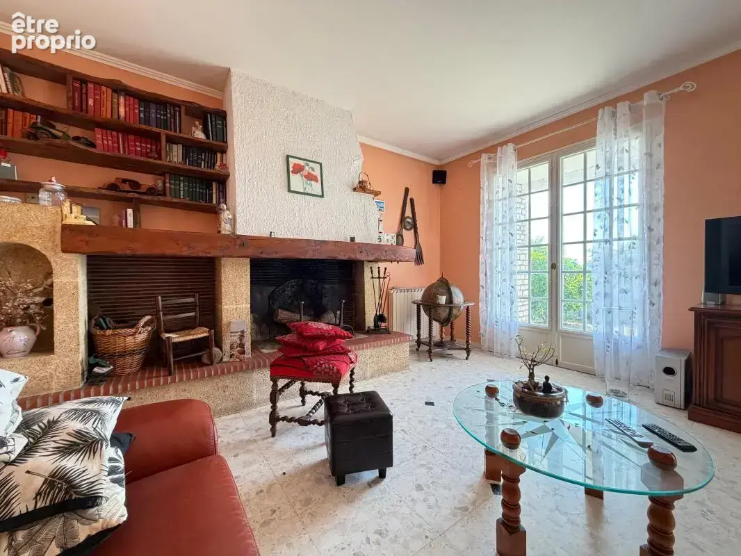 MAISON 4 PIECES + GARAGE proche des commerces et de la Plage de Pontaillac - photo 4