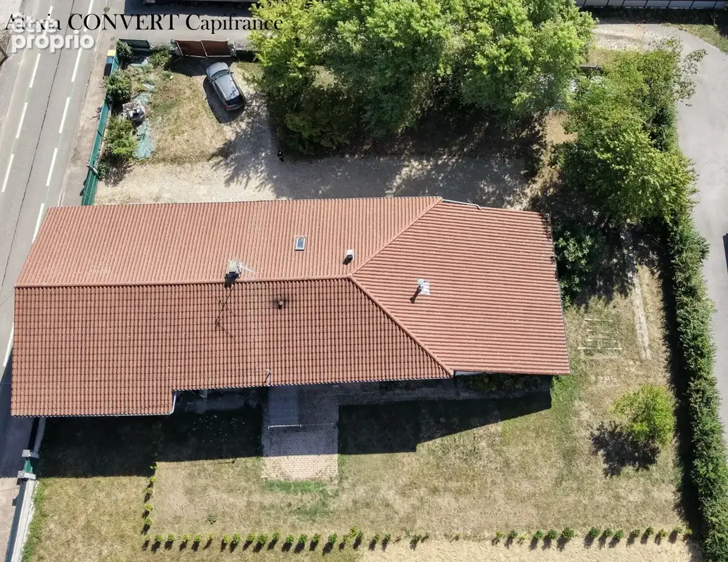 Ferme Rénovée à vendre 6 pièces 249m² SAINT DENIS LES BOURG (01) - photo 5