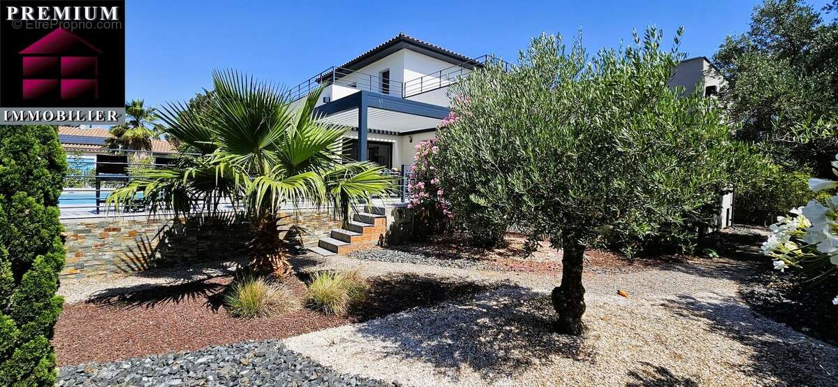 VILLA avec piscine - photo 16